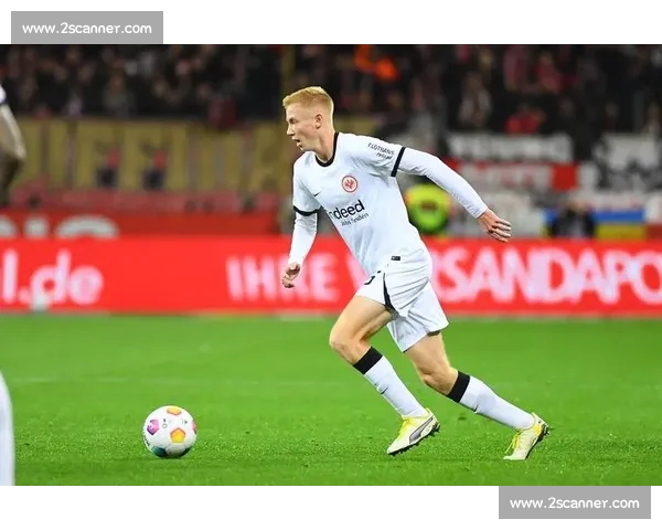 基于英超多维数据对比的球队表现趋势与格局解析深度研究赛季视角