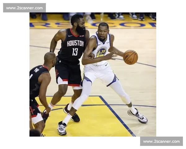 高清实时篮球赛事直播APP下载安装到手机畅享精彩比赛不容错过全程 - 副本 (4) - 副本 - 副本 高清实时篮球赛事直播APP下载安装到手机畅享精彩比赛不容错过全程 - 副本 (4) - 副本 - 副本